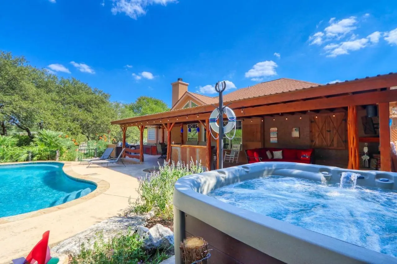 Hill Country Vibe 펜션