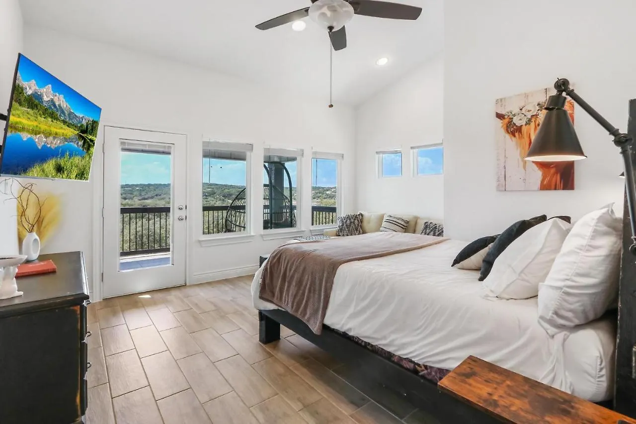 بيت للعطل Canary Lakehouse
