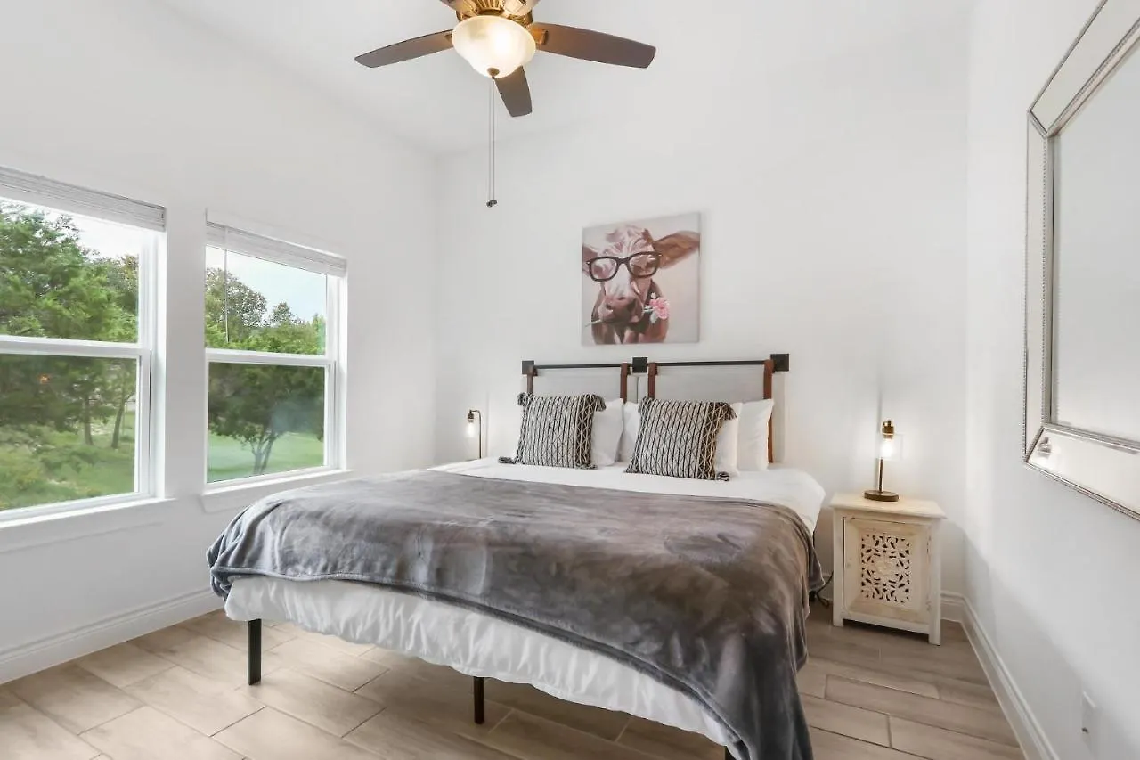 بيت للعطل Canary Lakehouse *