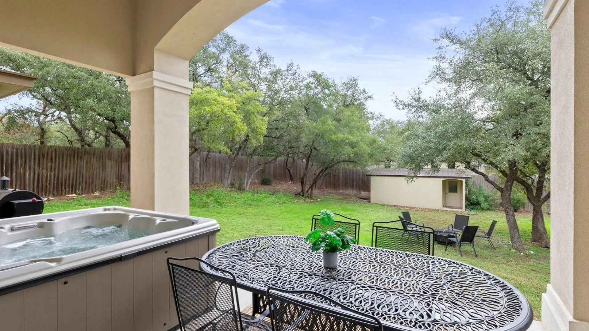 4 Minutes From Canyon With Jacuzzi, Bbq, Firepit, 1gbpwifi, And Hébergement de vacances *