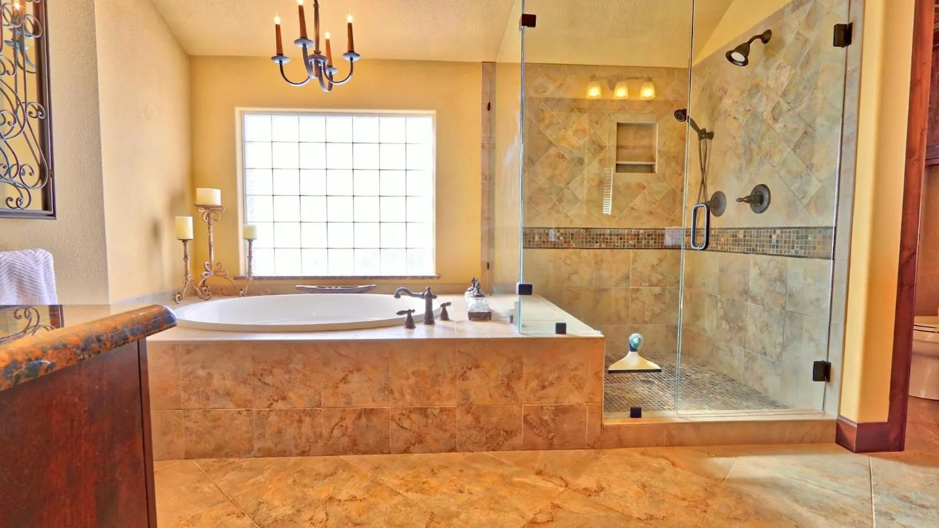 Lakeshore Luxe