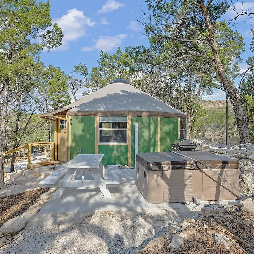 Beaumont Hill Country Luxury Yurt W Hot Tub 度假居 *