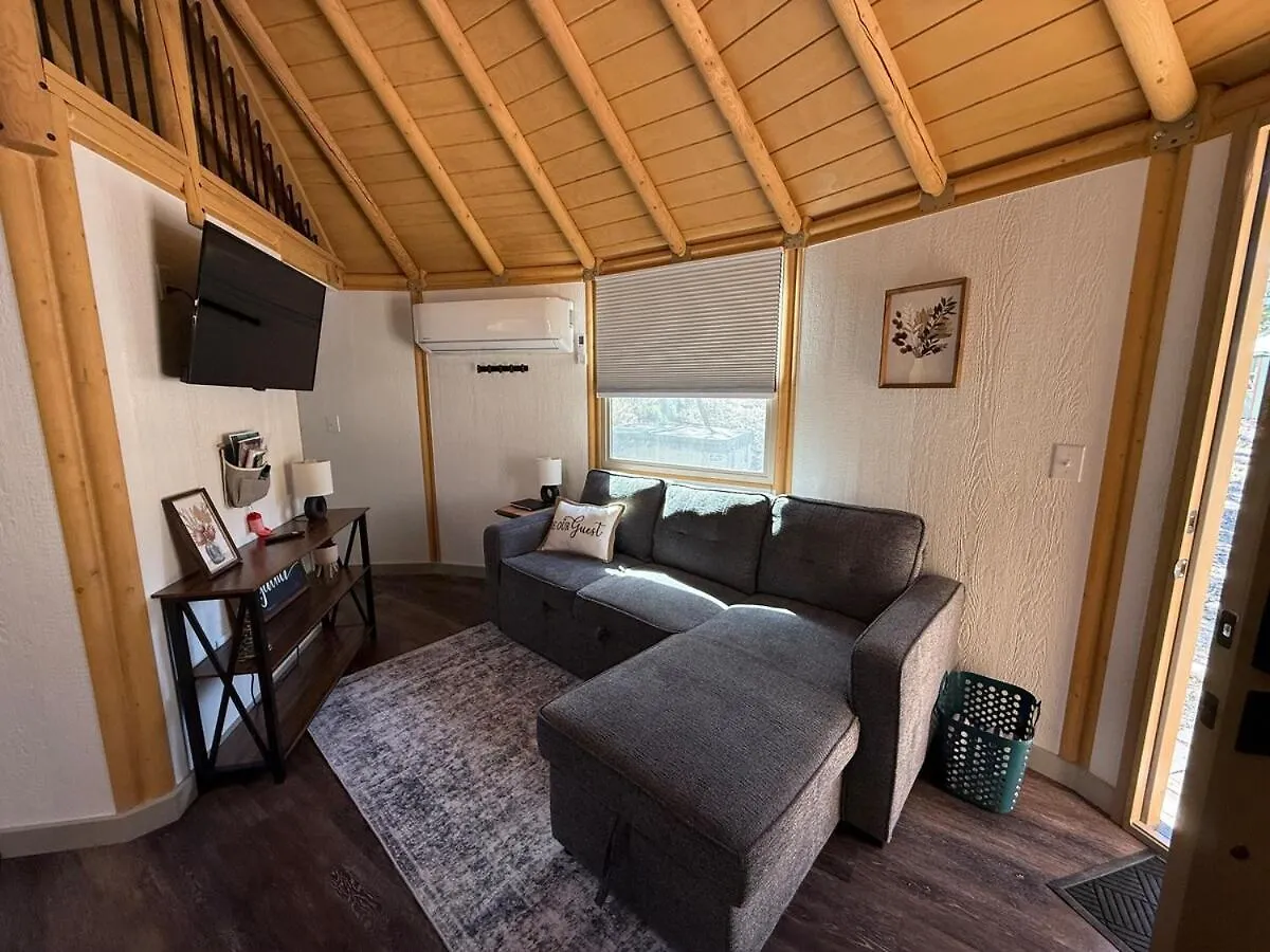 Beaumont Hill Country Luxury Yurt W Hot Tub *