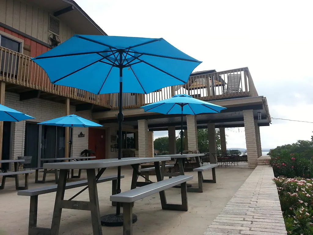 At Turkey Cove קניון לייק