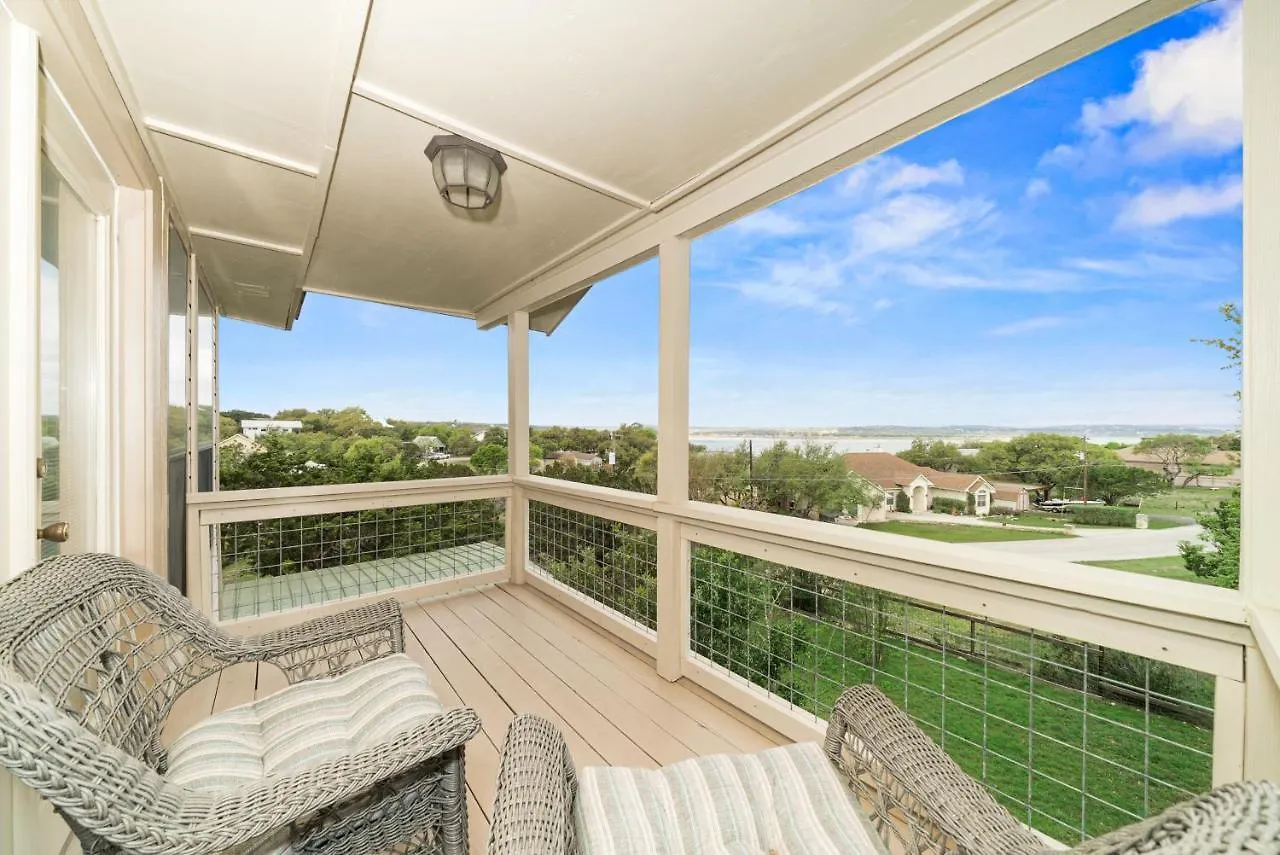 Longhorn House * Canyon Lake