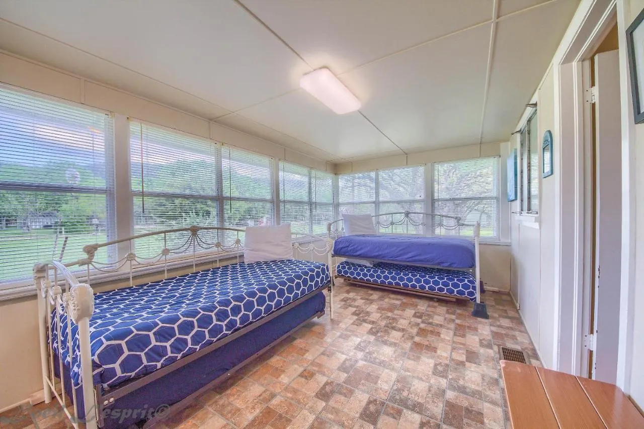 Holiday home Rr 9084bc Bluebonnet *
