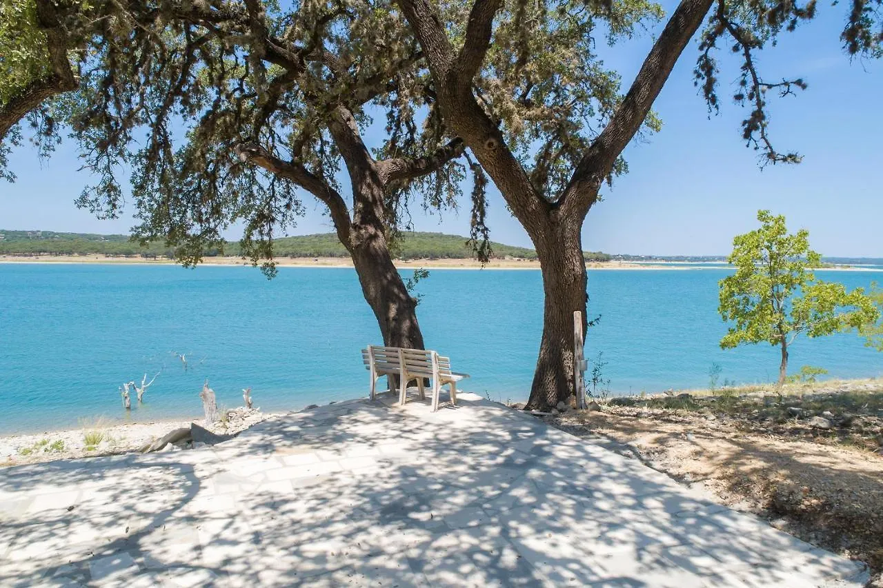Cl 1105c A Shore Thing * Canyon Lake