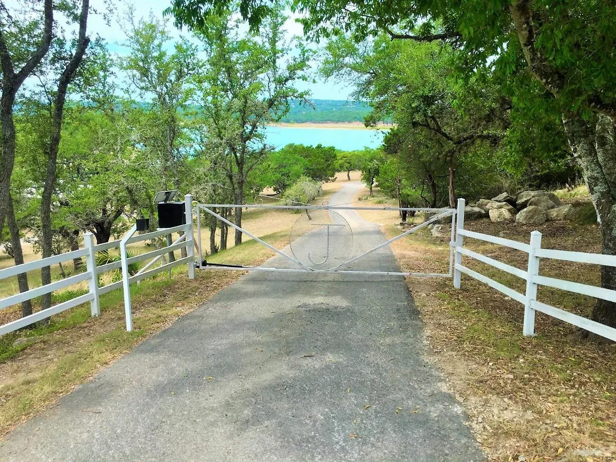 Cl 1105c A Shore Thing * Canyon Lake