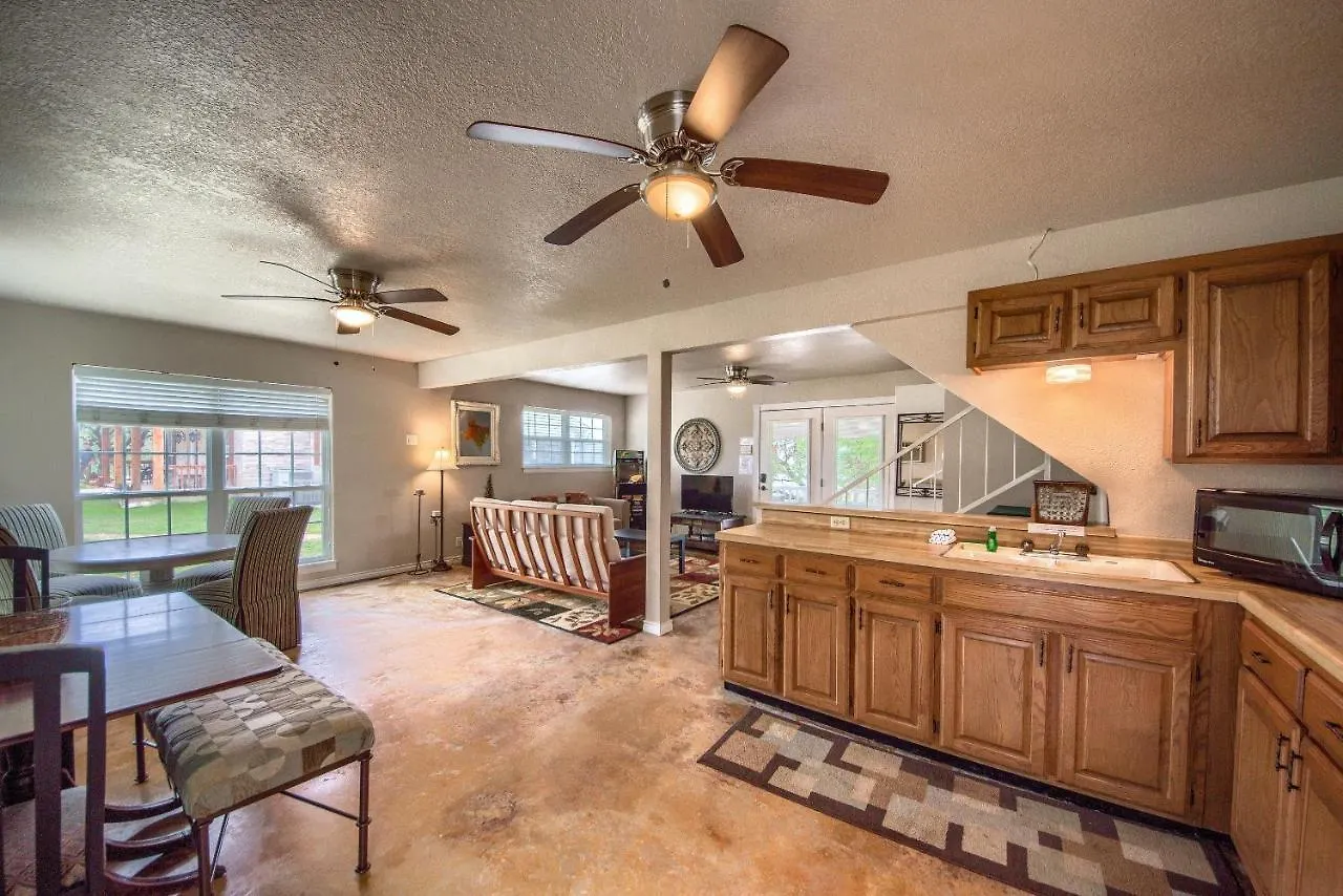Cl 1105c A Shore Thing Holiday home Canyon Lake