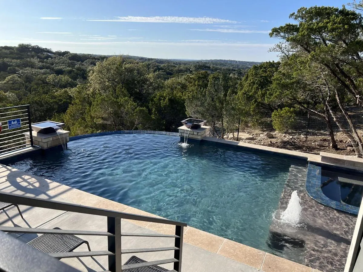 Rare Find Secluded Hillside Views W Swimming Pool Holiday home Canyon Lake