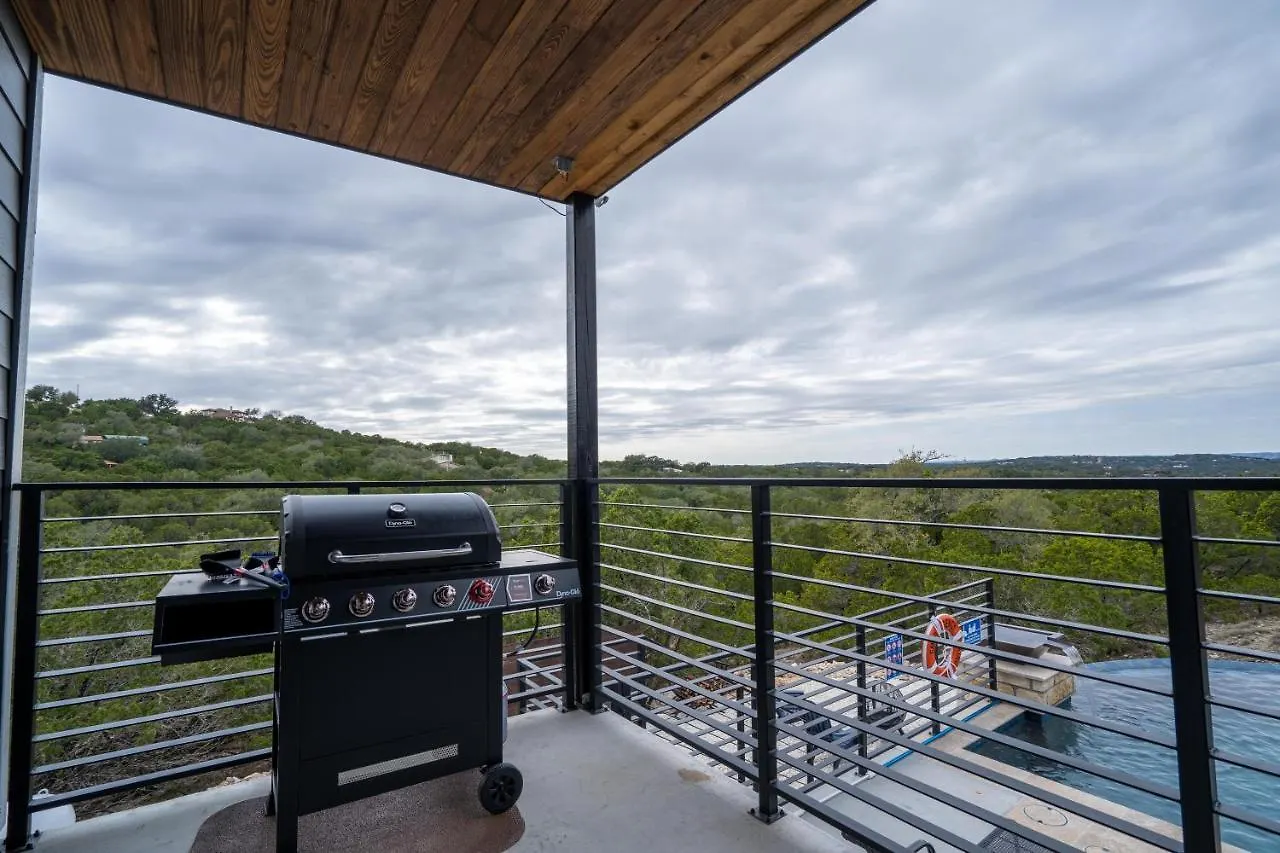 Holiday home Rare Find Secluded Hillside Views W Swimming Pool Canyon Lake