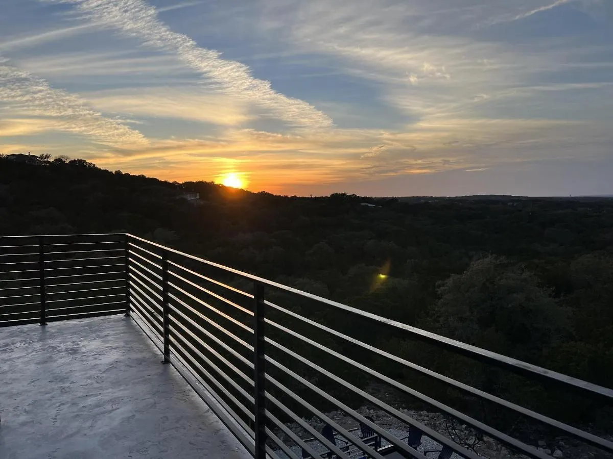 Rare Find Secluded Hillside Views W Swimming Pool Holiday home Canyon Lake