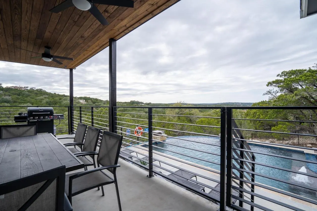 Holiday home Rare Find Secluded Hillside Views W Swimming Pool Canyon Lake