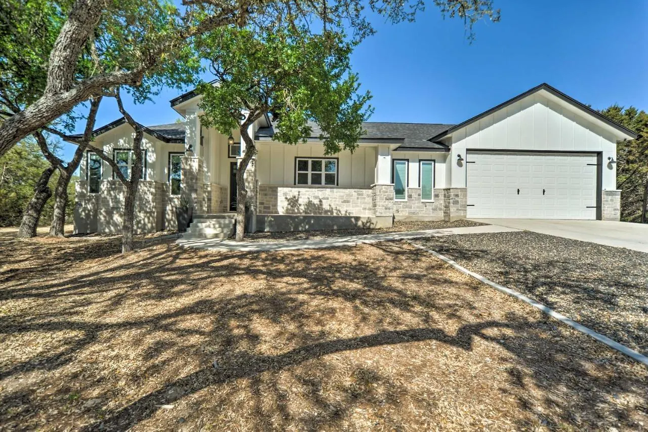 Brand New Modern Canyon Escape With Fire Pit! 度假居 峡谷湖