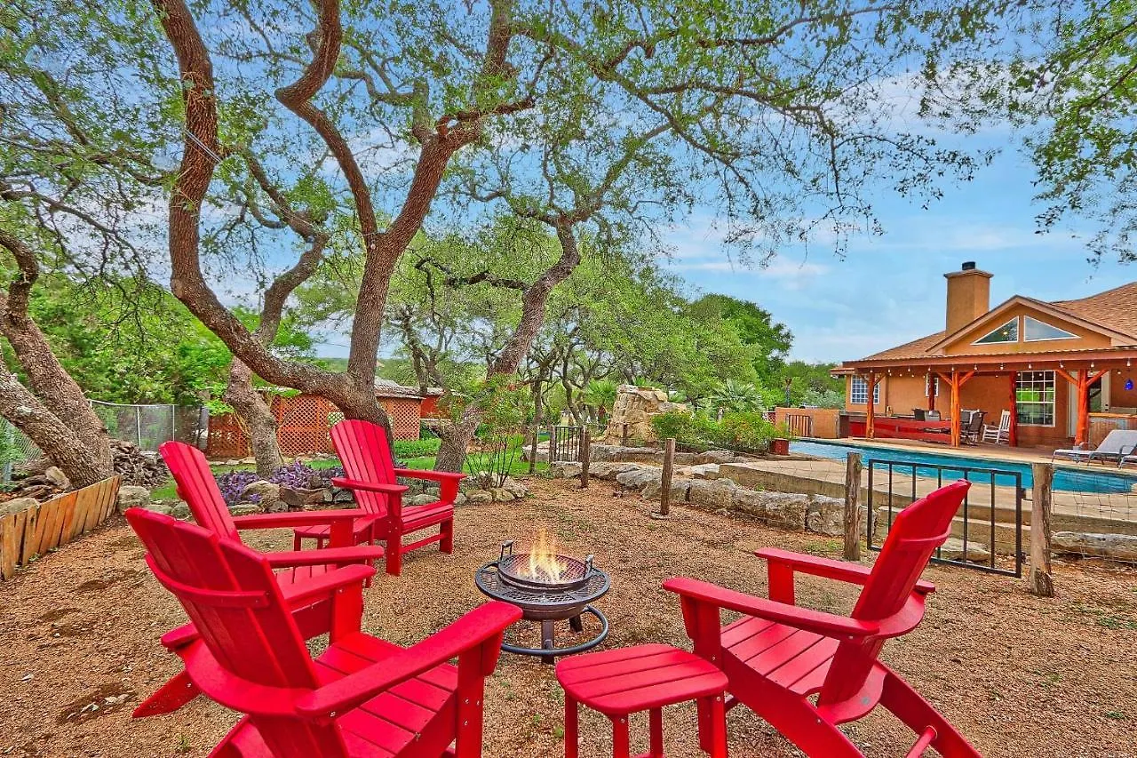 Hill Country Vibe Canyon Lake