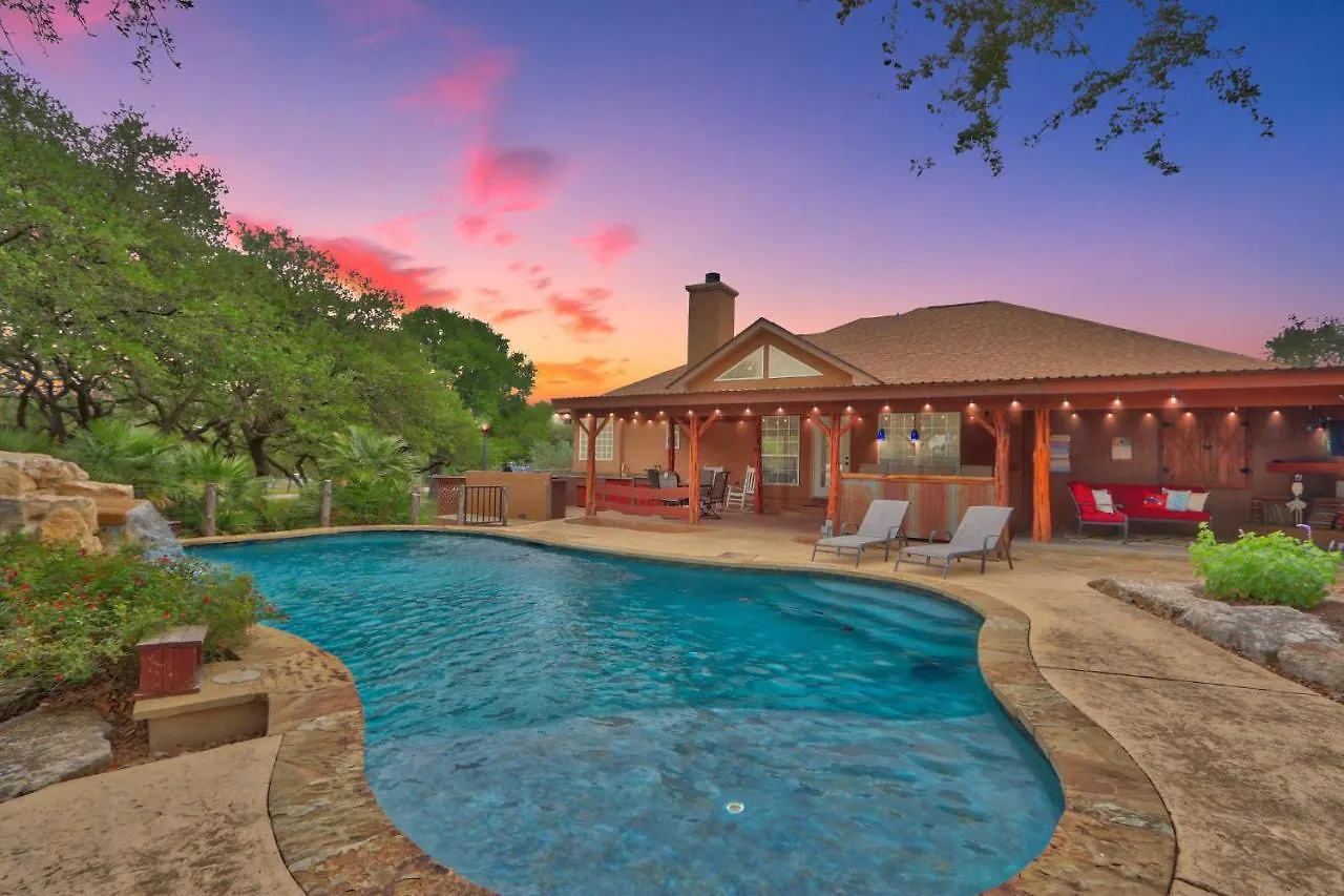 Hill Country Vibe Canyon Lake
