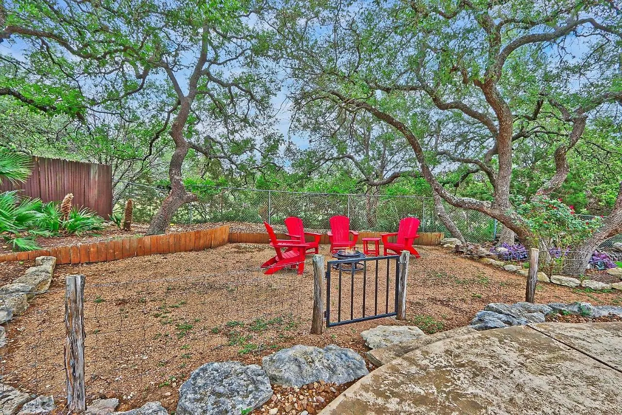 Hill Country Vibe *