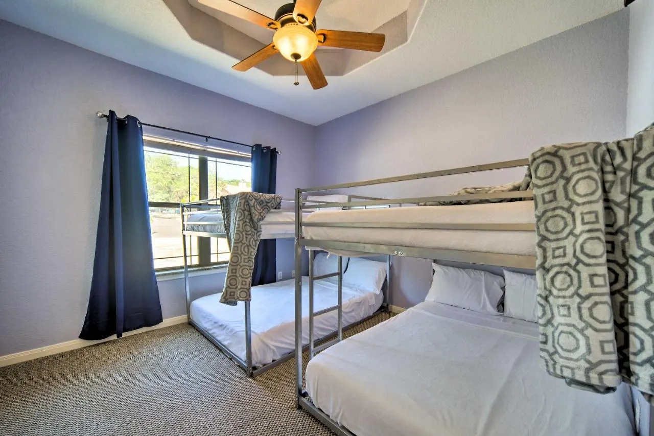Holiday home Luxe Canyon Decks, Hot Tub And Views Canyon Lake