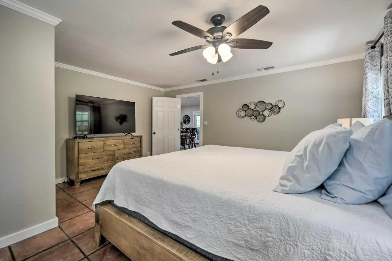 Canyon Hideaway With Fire Pit And Hot Tub! Canyon Lake