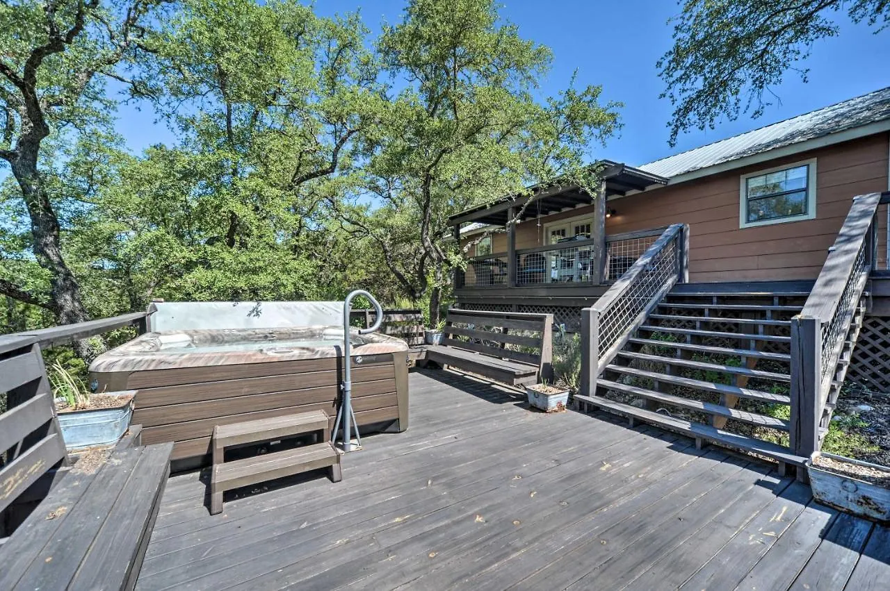 Canyon Hideaway With Fire Pit And Hot Tub! Canyon Lake