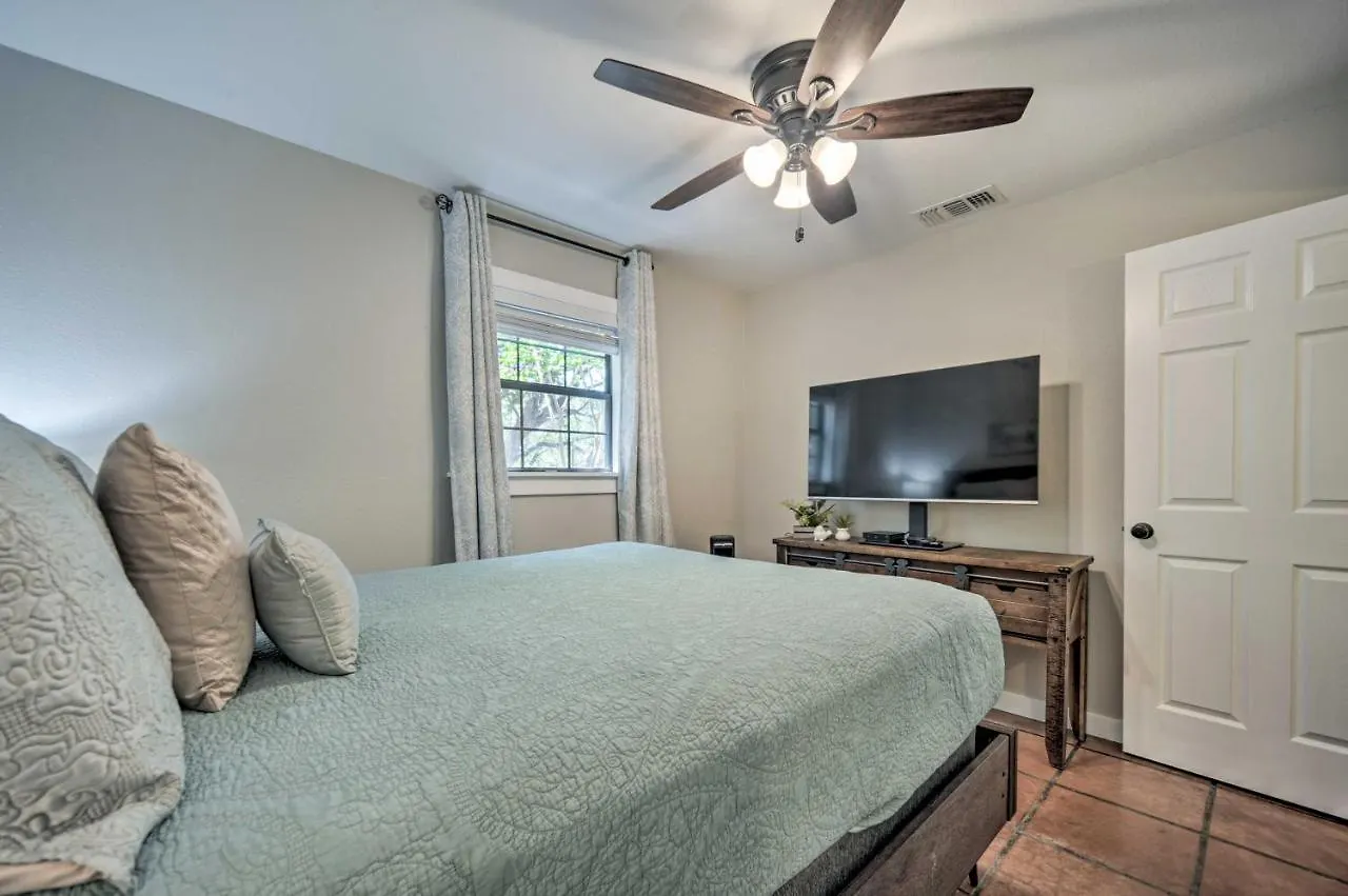 Canyon Hideaway With Fire Pit And Hot Tub! * Canyon Lake