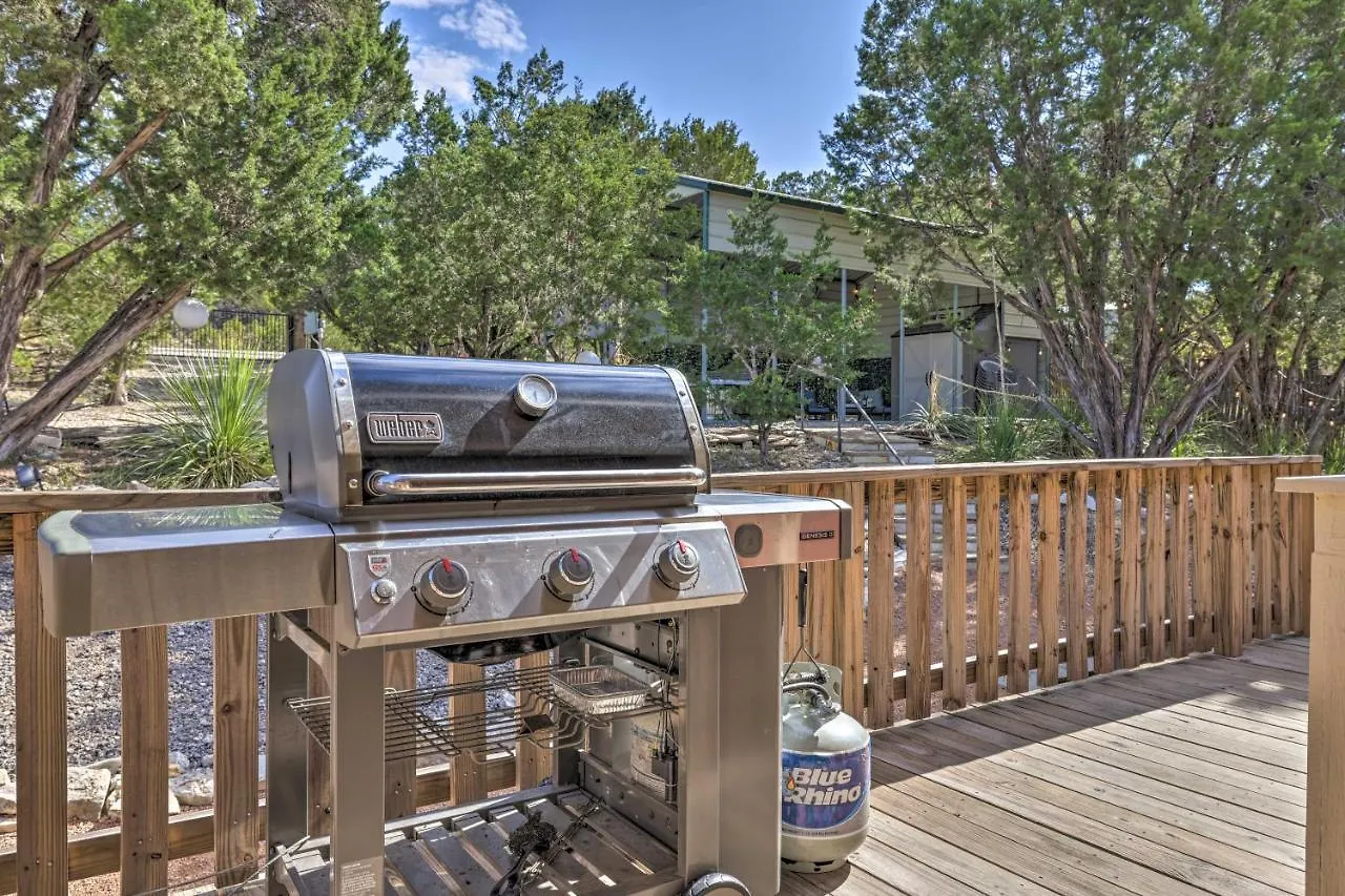 Holiday home Canyon Retreat With Hot Tub, Fire Pit And Grill! Canyon Lake