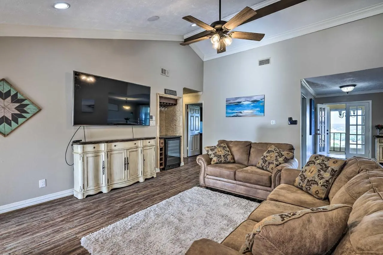 Holiday home Canyon Hill Country And Water Views! *