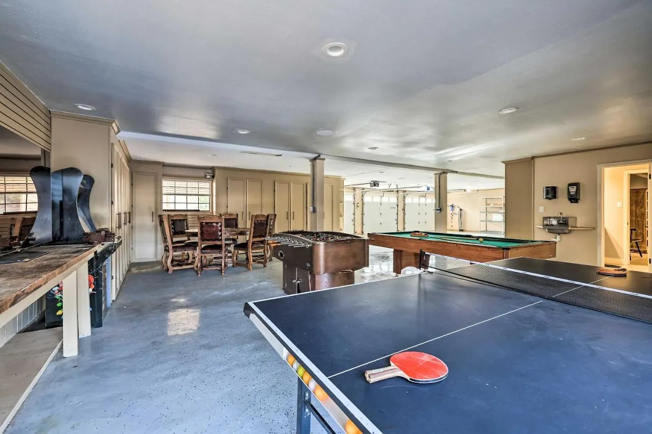 Canyon Hill Country And Water Views! * Canyon Lake