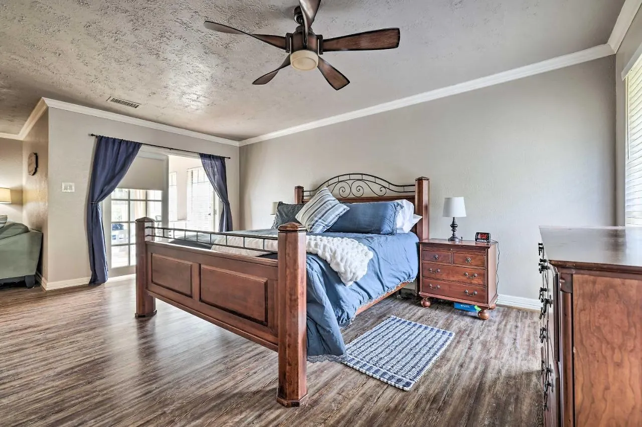 Canyon Hill Country And Water Views! Holiday home *