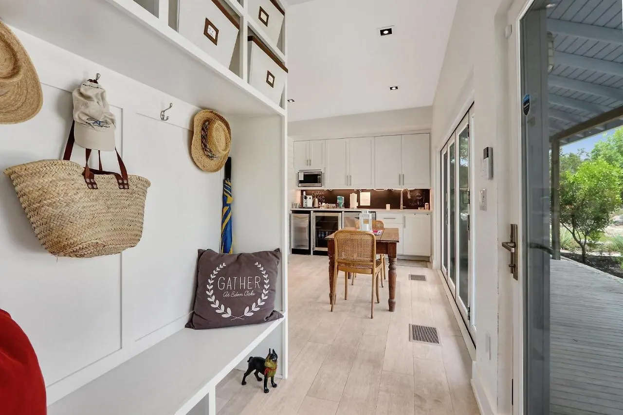 Eden Oaks Holiday home *