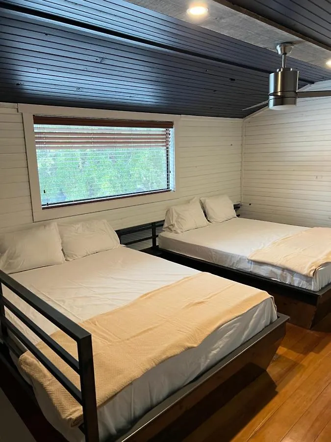 Отель Hideout On The Horseshoe 3*