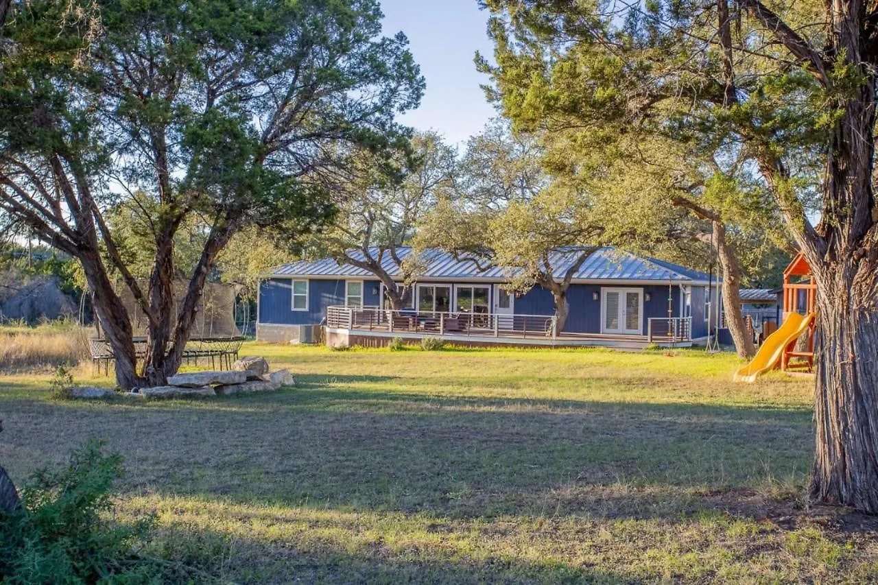 Outdoor Utopia Acreage Retreat