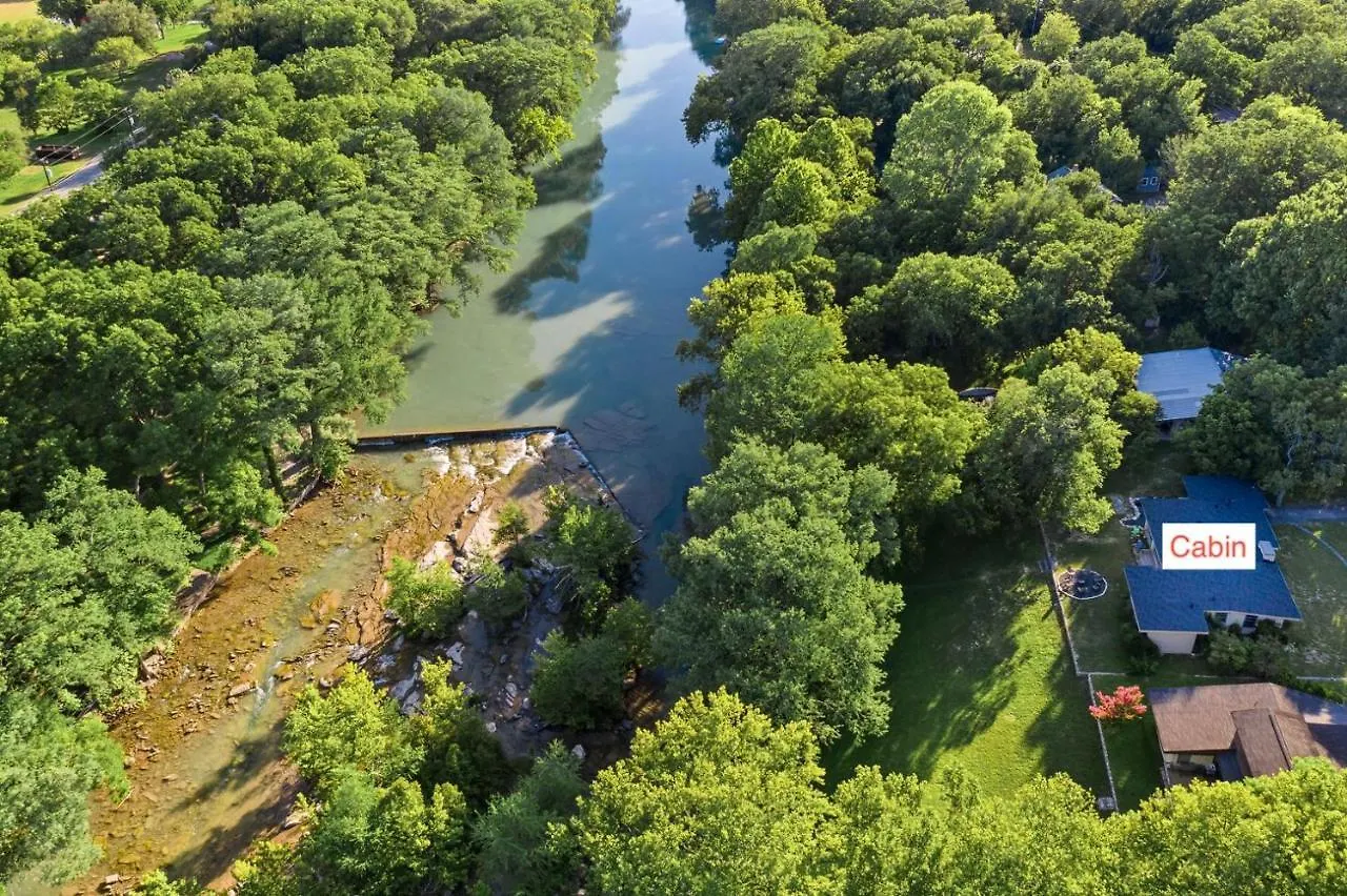 Stone River Holiday home *