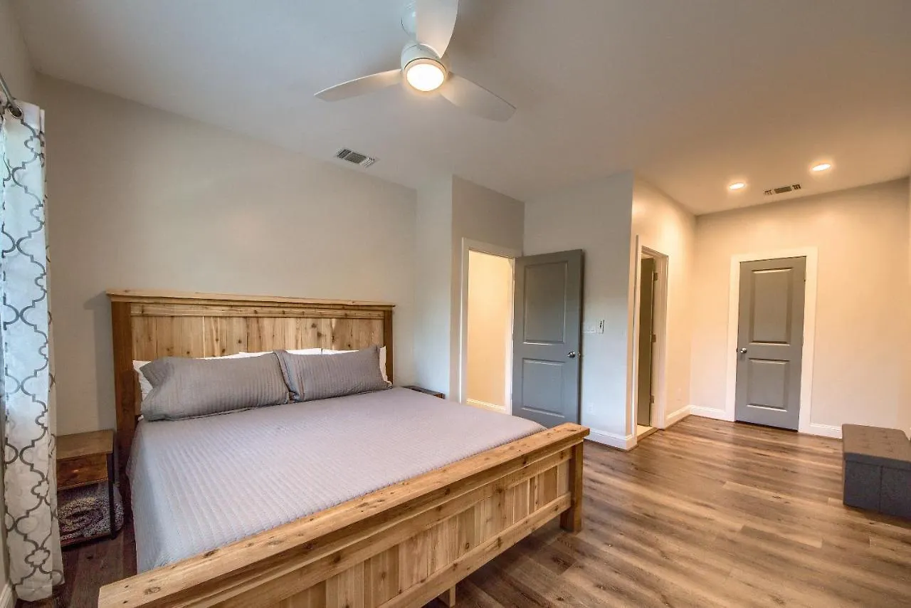 Holiday home Cl 954 River Cliff Retreat