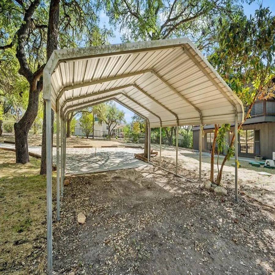 Cl 954 River Cliff Retreat * Canyon Lake