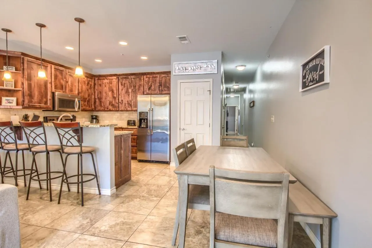 Rg 306 Hillside River Retreat Apartment Canyon Lake