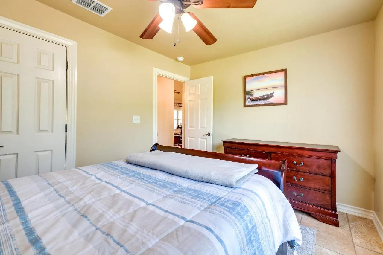 At Rocky Creek With Private Hot Tub And Yard! Holiday home *