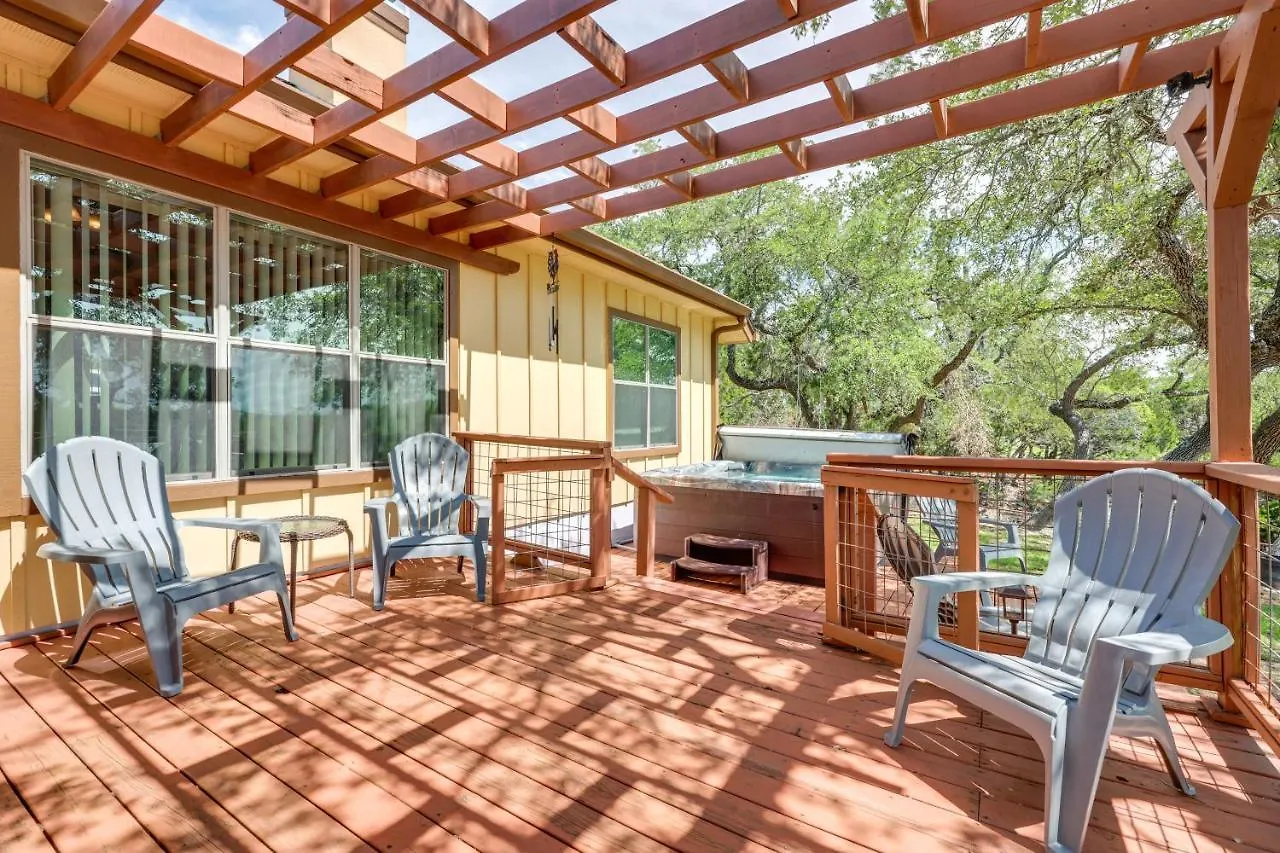 At Rocky Creek With Private Hot Tub And Yard! * Canyon Lake