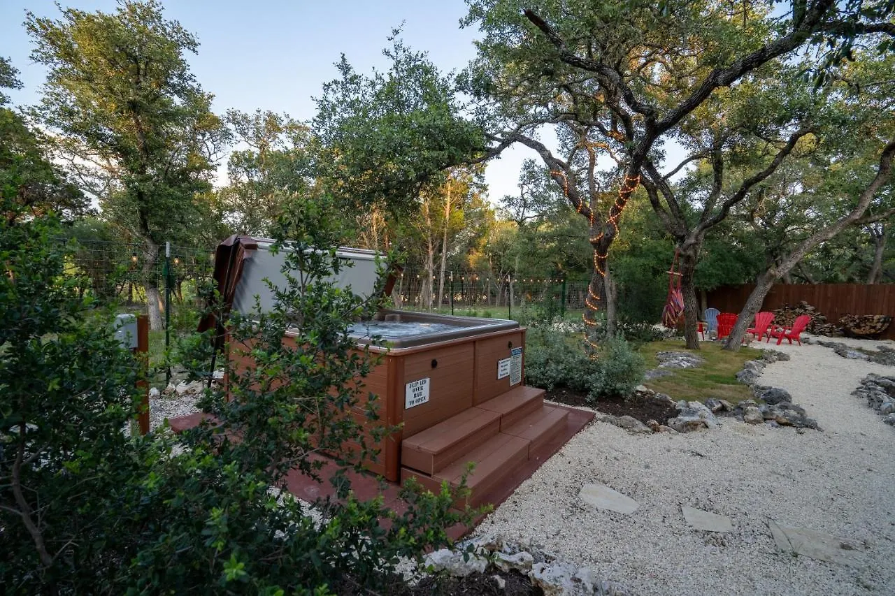 3-night Dis Count Secluded Retreat Hottub Firepit Holiday home *
