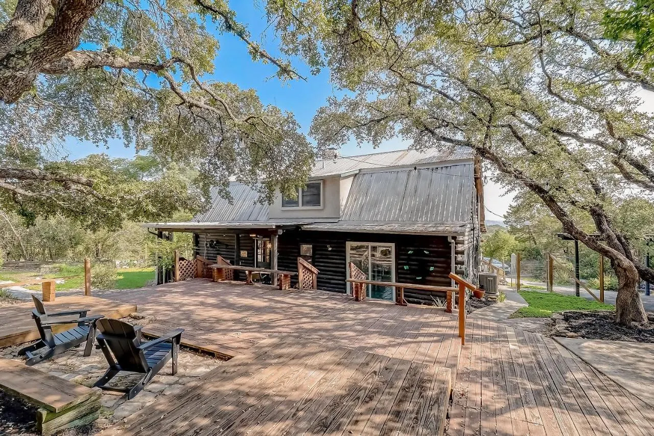 Skyband Holiday home