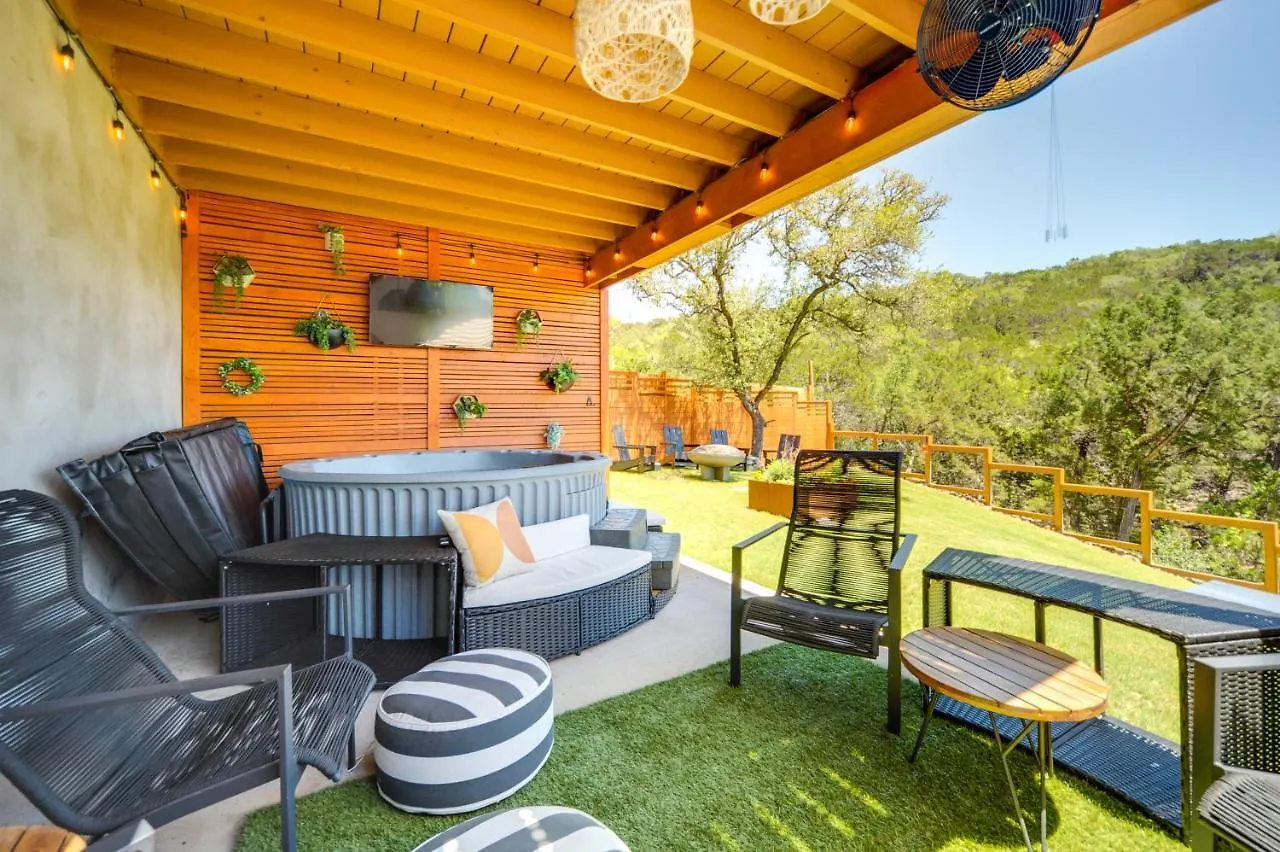 Holiday home Family-friendly Canyon With Hot Tub!