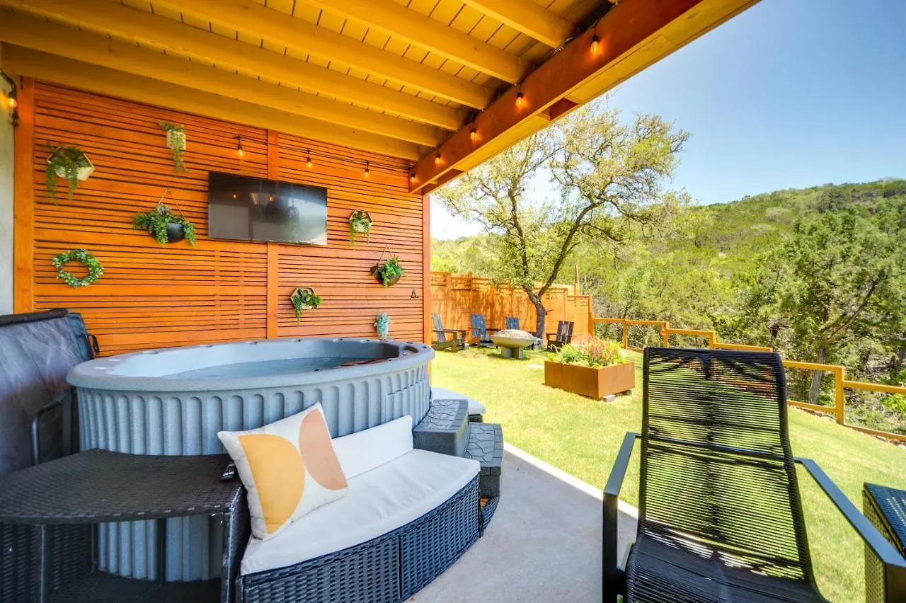 Holiday home Family-friendly Canyon With Hot Tub! *