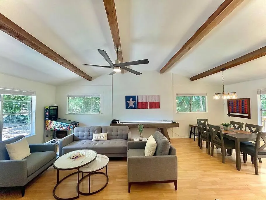 Canyon River House Retreat-location With Hot Tub Canyon Lake