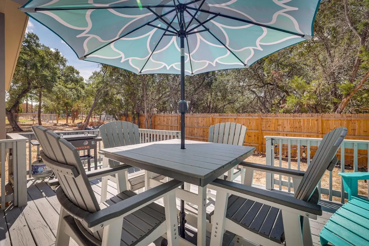 Holiday home Modern Canyon Vacation With Furnished Deck Canyon Lake
