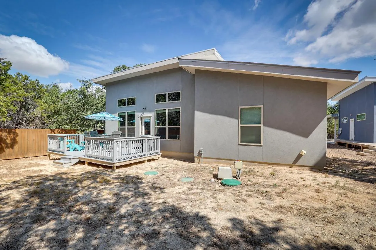 Modern Canyon Vacation With Furnished Deck Holiday home *