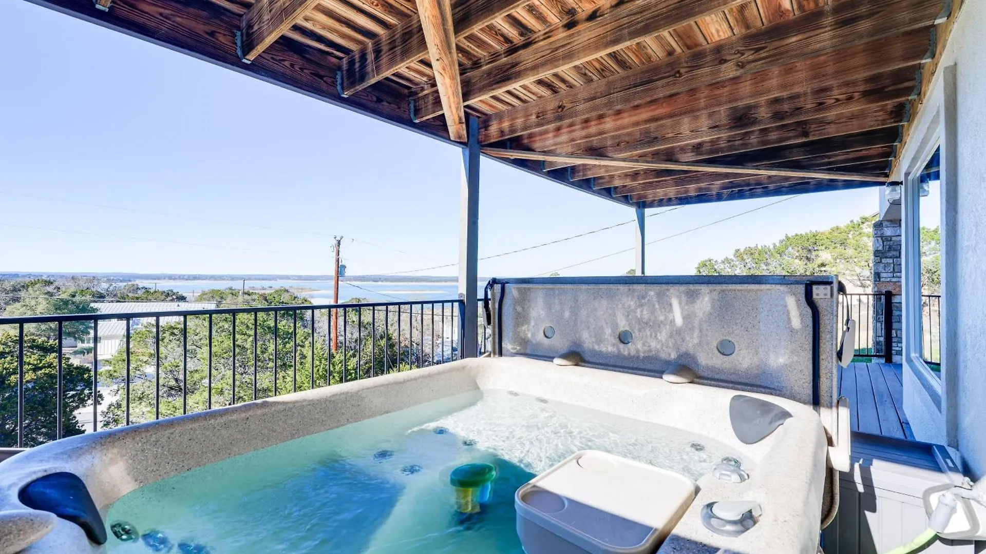 Holiday home Canyon Retreat With Hot Tub, Decks And Views