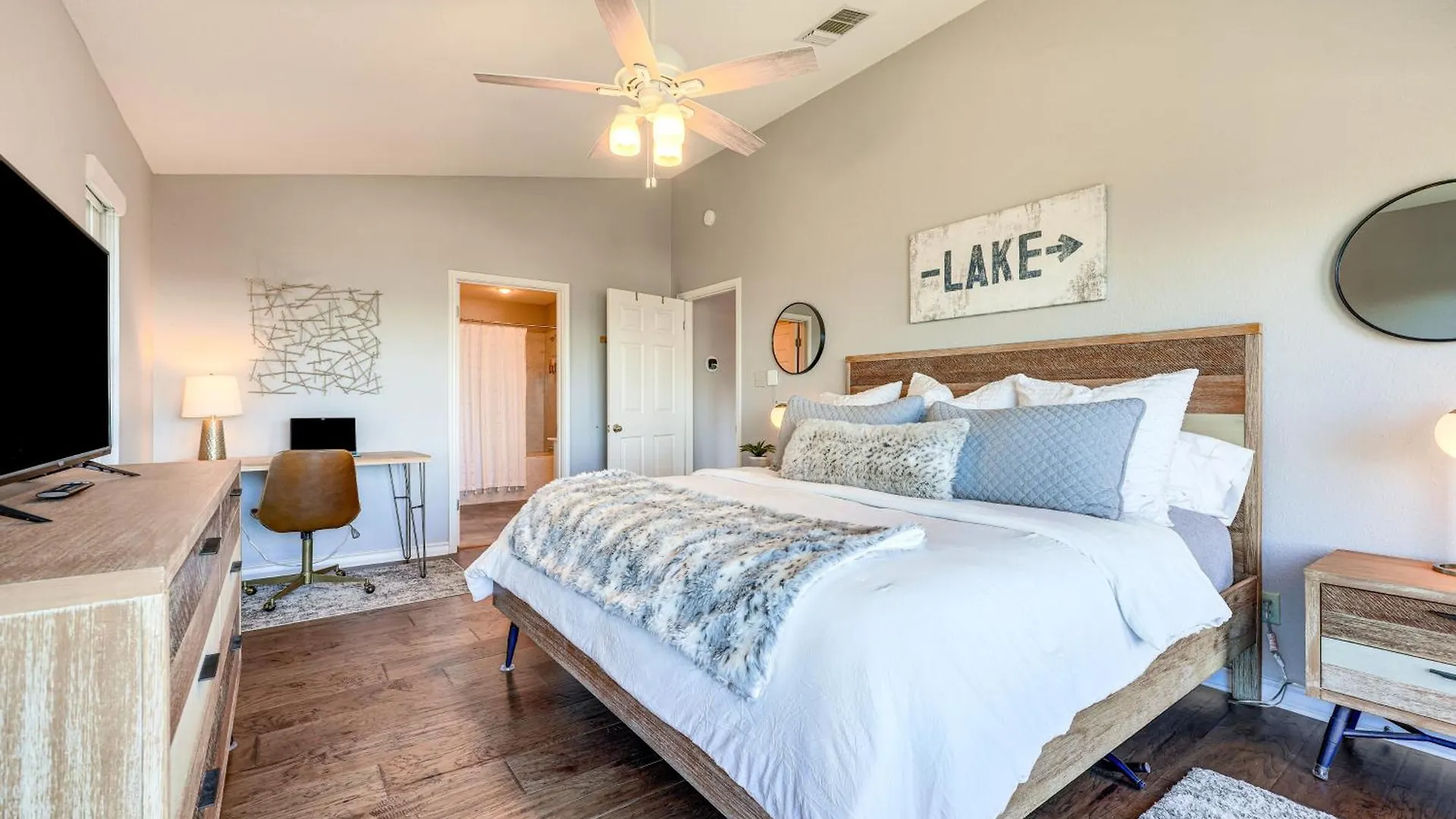 Holiday home Canyon Retreat With Hot Tub, Decks And Views Canyon Lake