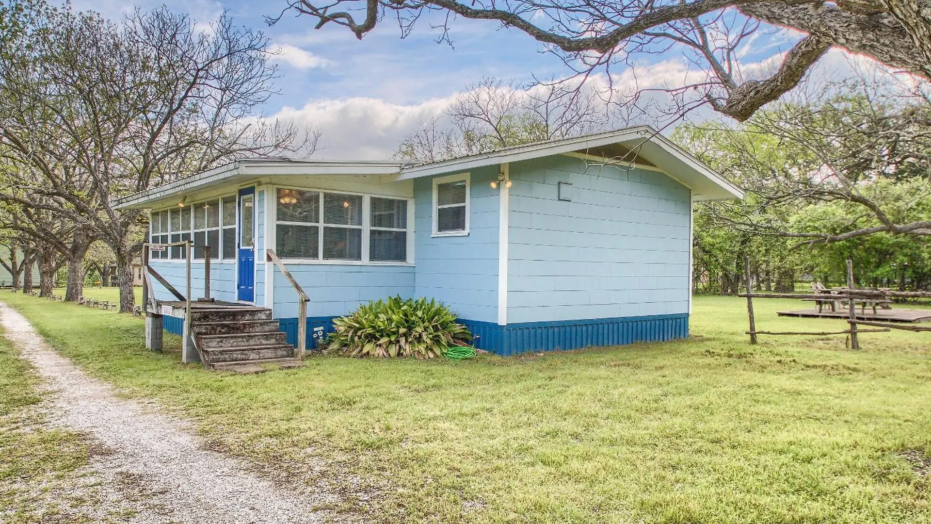 Rr 9084bc Bluebonnet Holiday home