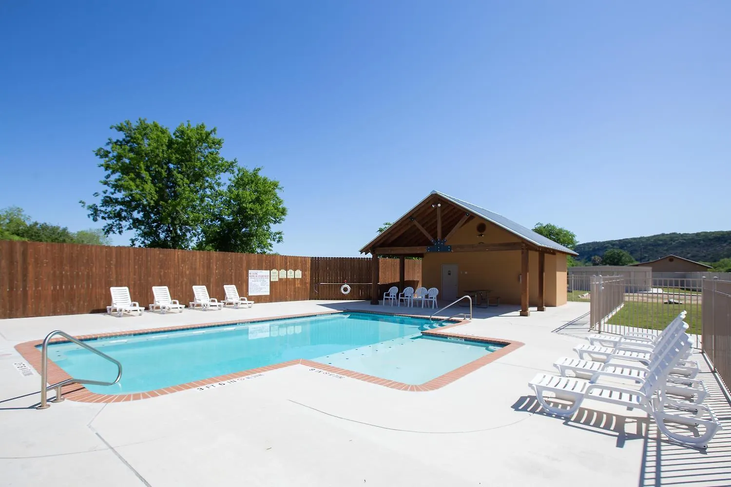 Rg 306 Hillside River Retreat Apartment *