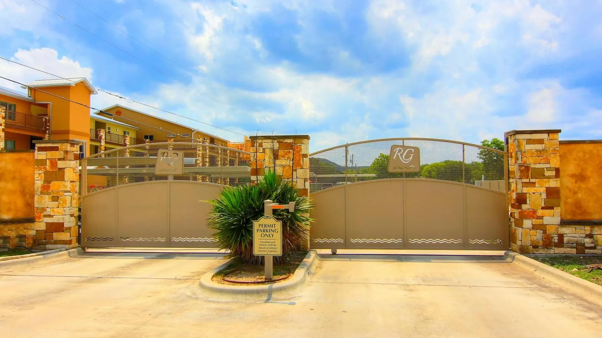 Rg 306 Hillside River Retreat * Canyon Lake